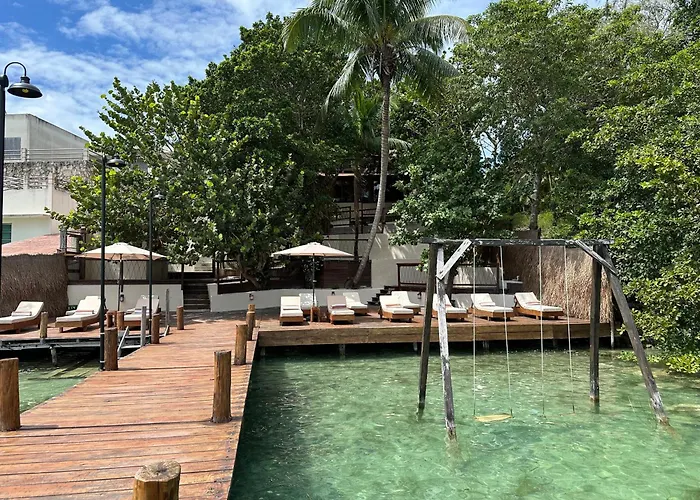 Zelune Luxury Lagoon Resort